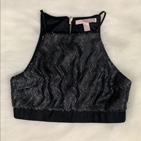 𝅺sequined high neck crop top - Picture 5 of 8